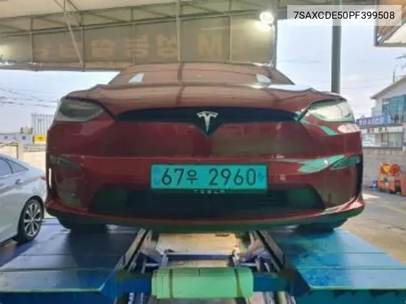 Model X Awd VIN: 7SAXCDE50PF399508 Lot: 39464264