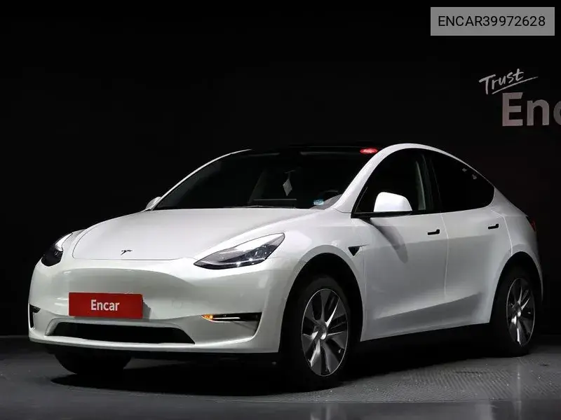 Model Y Standard Range VIN: ENCAR39972628 Lot: 39972628