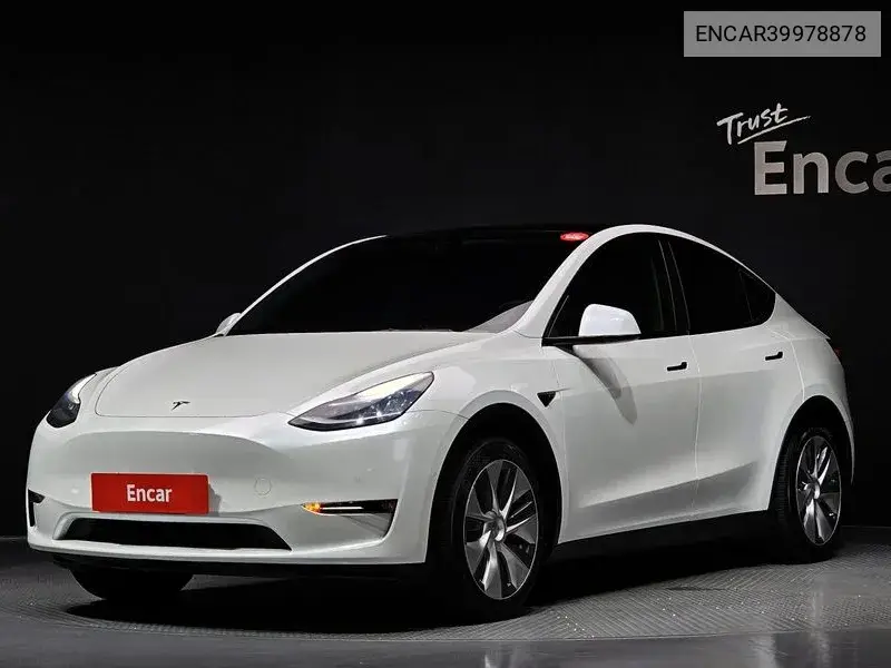 Model Y Standard Range VIN: ENCAR39978878 Lot: 39978878