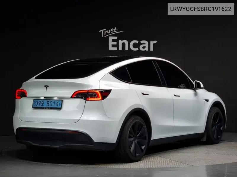 Model Y Rwd VIN: LRWYGCFS8RC191622 Lot: 39961675