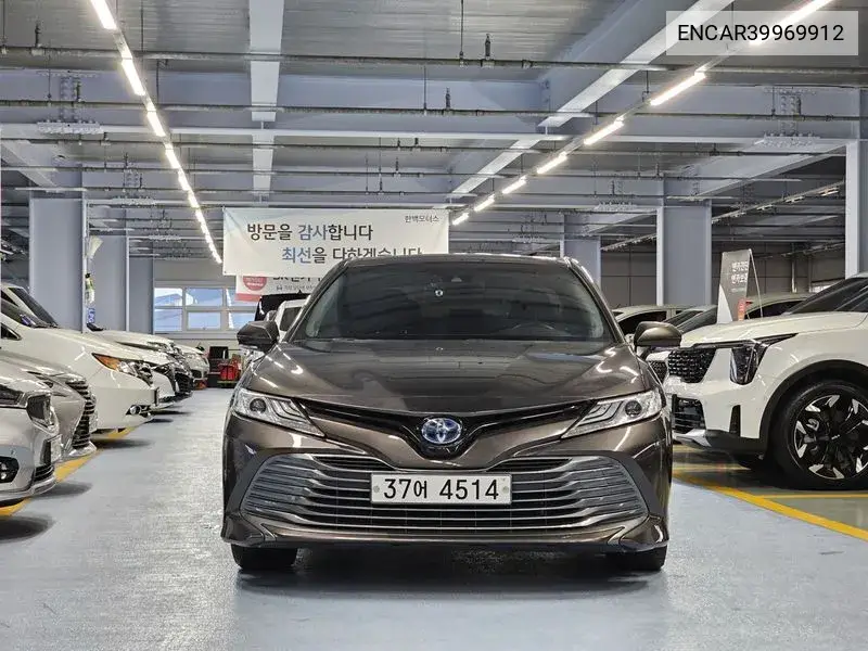 Camry (Xv70) 2.5 Xle Hybrid VIN: ENCAR39969912 Lot: 39969912
