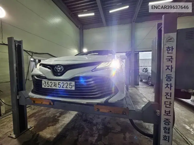 Camry (Xv70) 2.5 Le Hybrid VIN: ENCAR39637646 Lot: 39637646
