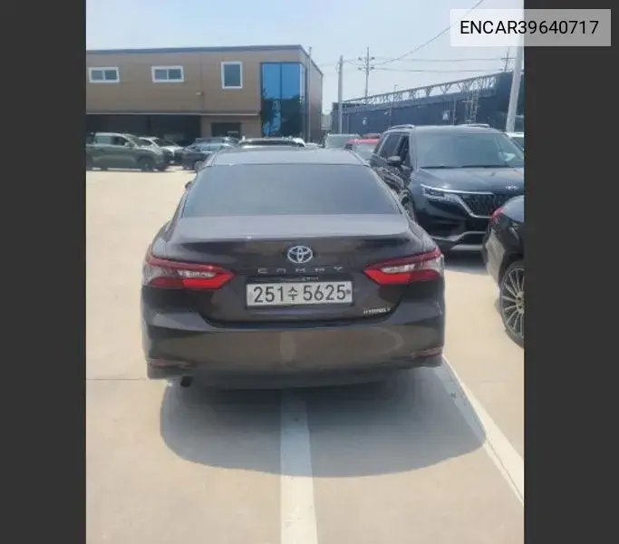 Camry (Xv70) 2.5 Le Hybrid VIN: ENCAR39640717 Lot: 39640717