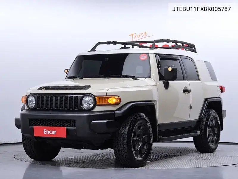 Fj Cruiser 4Wd V6 VIN: JTEBU11FX8K005787 Lot: 39924740