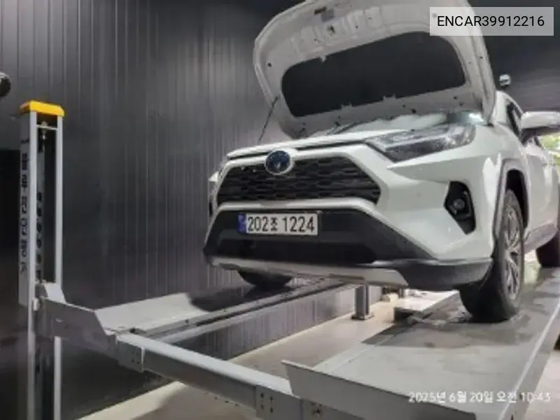 Rav4 5Th Generation 2.5 4Wd Hybrid Ltd VIN: ENCAR39912216 Lot: 39912216