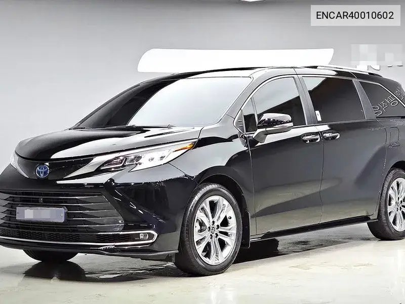 Siena 4Th Generation 2.5 Hybrid 2Wd VIN: ENCAR40010602 Lot: 40010602