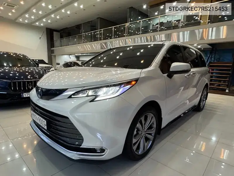 Siena 4Th Generation 2.5 Hybrid 2Wd VIN: 5TDGRKEC7RS215453 Lot: 39643674