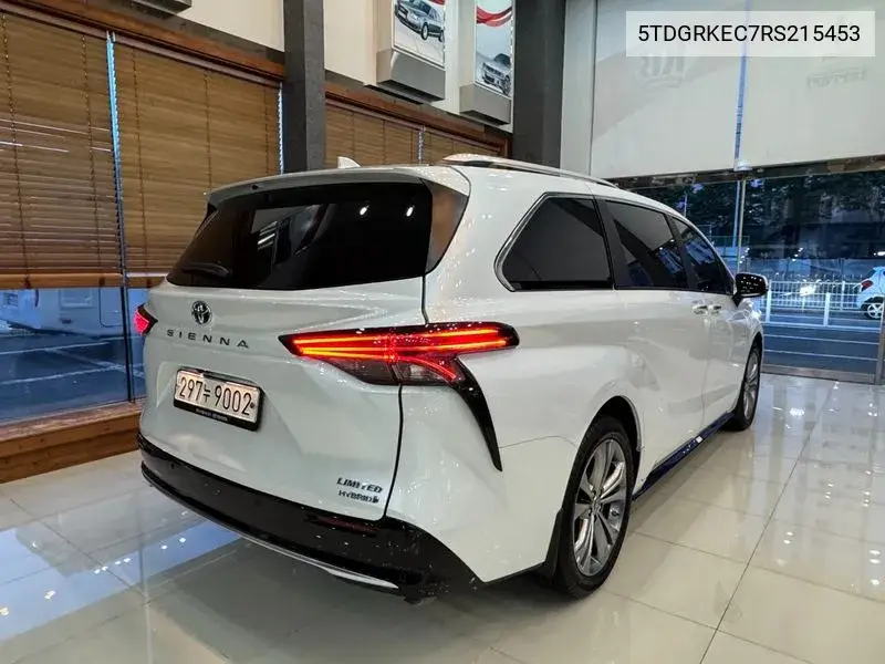 Siena 4Th Generation 2.5 Hybrid 2Wd VIN: 5TDGRKEC7RS215453 Lot: 39643674
