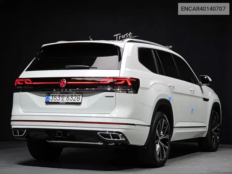 Atlas 2.0 Tsi R-Line 7-Seater VIN: ENCAR40140707 Lot: 40140707