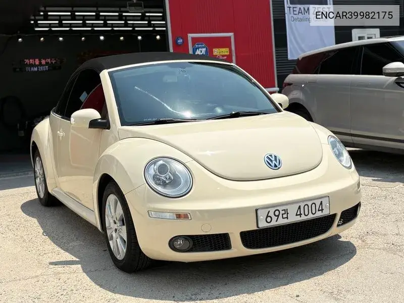 New Beetle 2.0 Cabriolet 1Y VIN: ENCAR39982175 Lot: 39982175