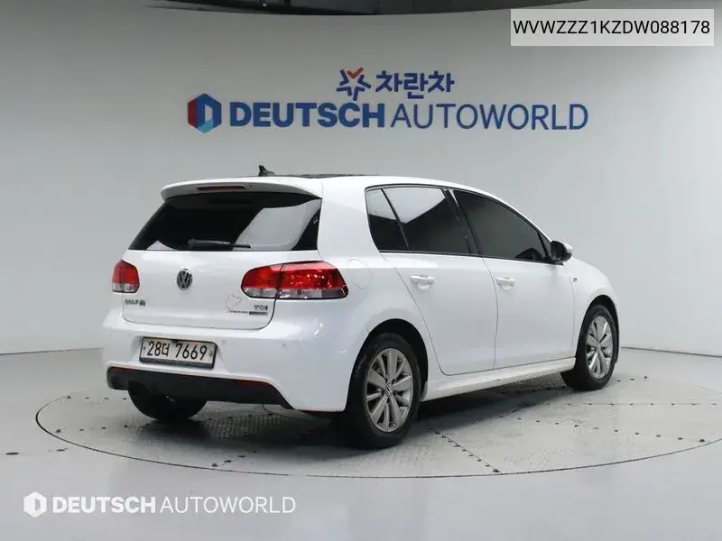 Golf 6Th Generation 1.6 Tdi Blue Motion Style Edition VIN: WVWZZZ1KZDW088178 Lot: 39508953