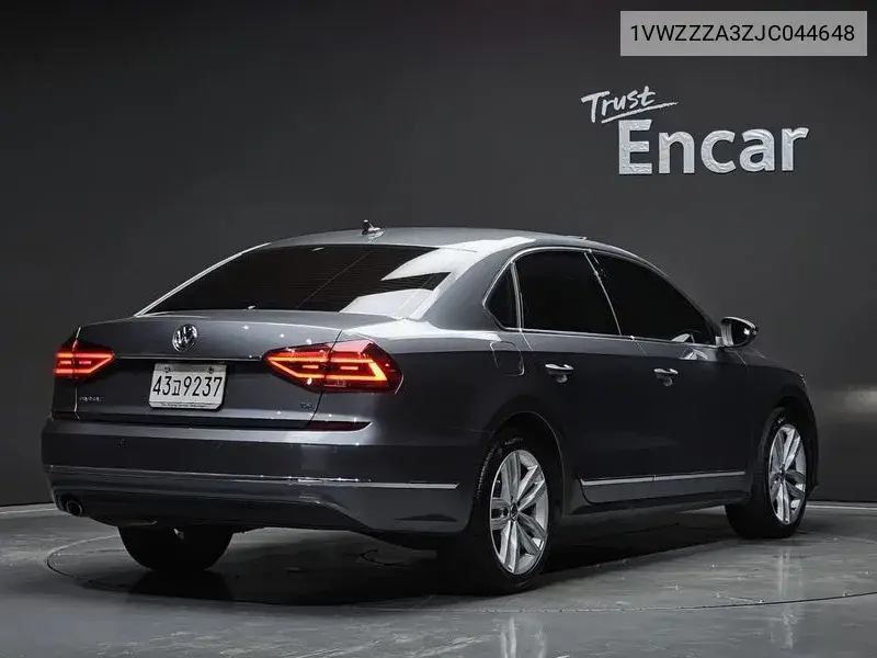 The New Passat 2.0 Tsi B7 VIN: 1VWZZZA3ZJC044648 Lot: 39980969