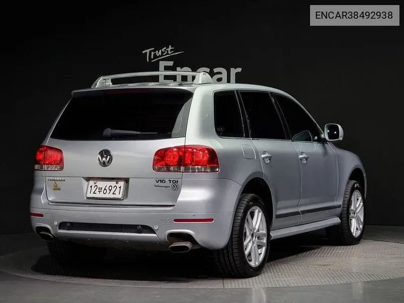 Tuarek V10 5.0 Tdi 7L VIN: ENCAR38492938 Lot: 38492938
