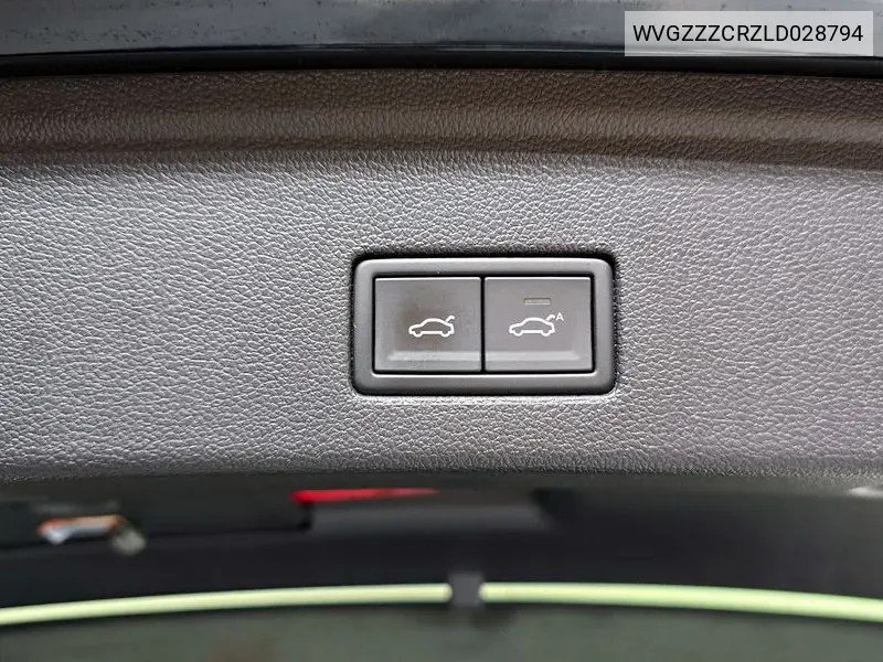 Touarek 3Rd Generation 4.0 Tdi Prestige VIN: WVGZZZCRZLD028794 Lot: 38637277