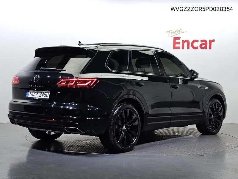 Touarek 3Rd Generation 3.0 Tdi R-Line VIN: WVGZZZCR5PD028354 Lot: 39592007