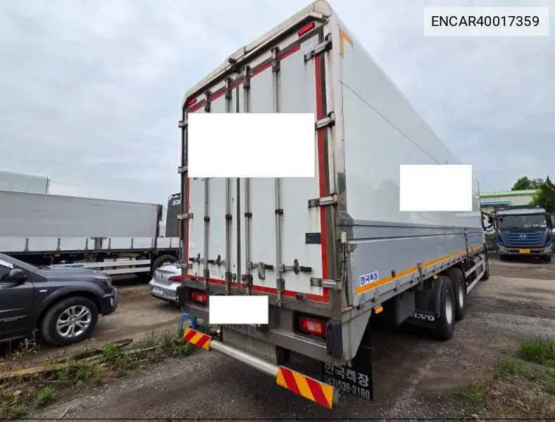 Cargo Truck Wing Body 14 Ton 6X2 VIN: ENCAR40017359 Lot: 40017359