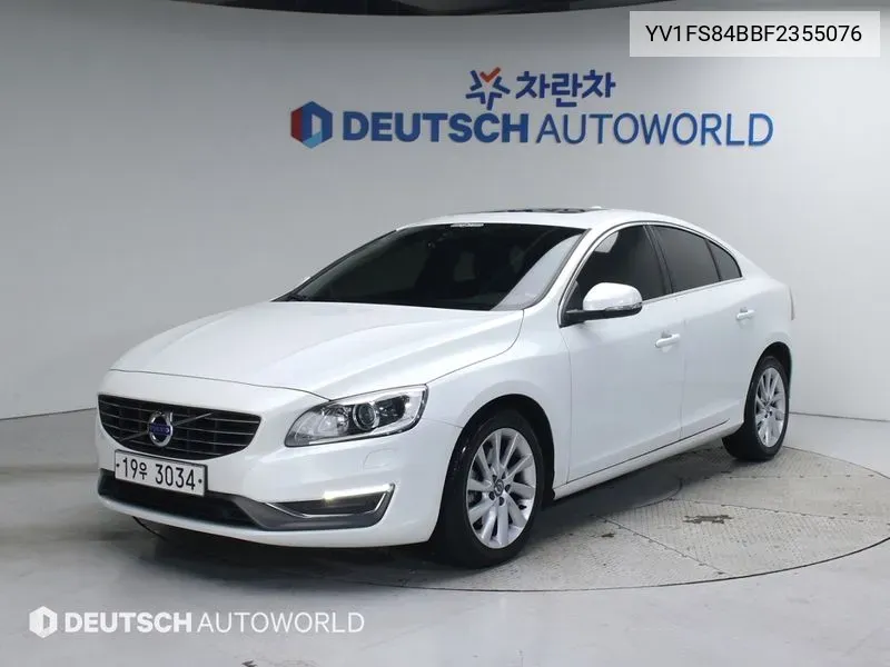 S60D22Nd Generation VIN: YV1FS84BBF2355076 Lot: 38932515