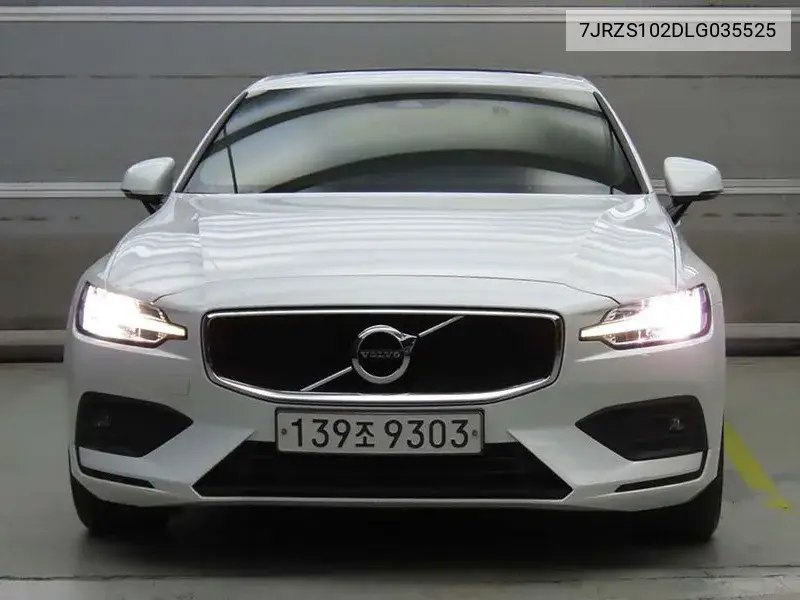 S60 3Rd Generation T5 Momentum VIN: 7JRZS102DLG035525 Lot: 39803139