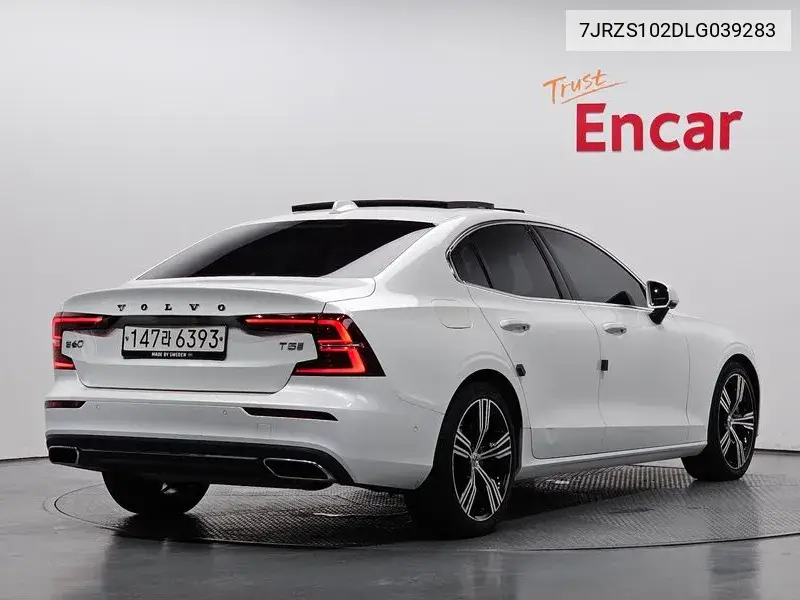 S60 3Rd Generation T5 Inscription VIN: 7JRZS102DLG039283 Lot: 39877900