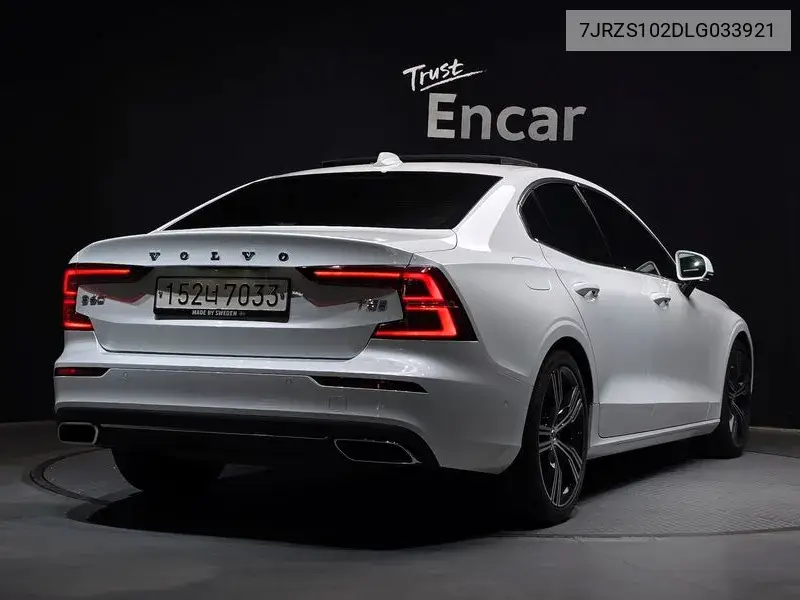 S60 3Rd Generation T5 Inscription VIN: 7JRZS102DLG033921 Lot: 39944693