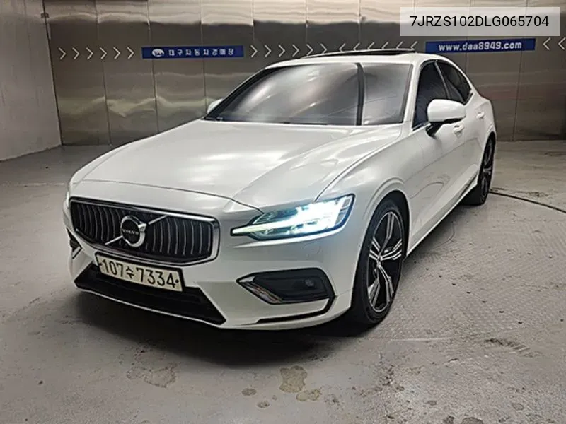 Volvo S60 3Rd Generation T5 Inscription VIN: 7JRZS102DLG065704 Lot: 38132669