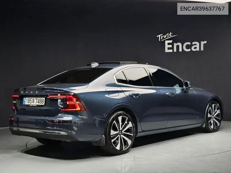 S60 3Rd Generation B5 Ultimate Bright VIN: ENCAR39637767 Lot: 39637767