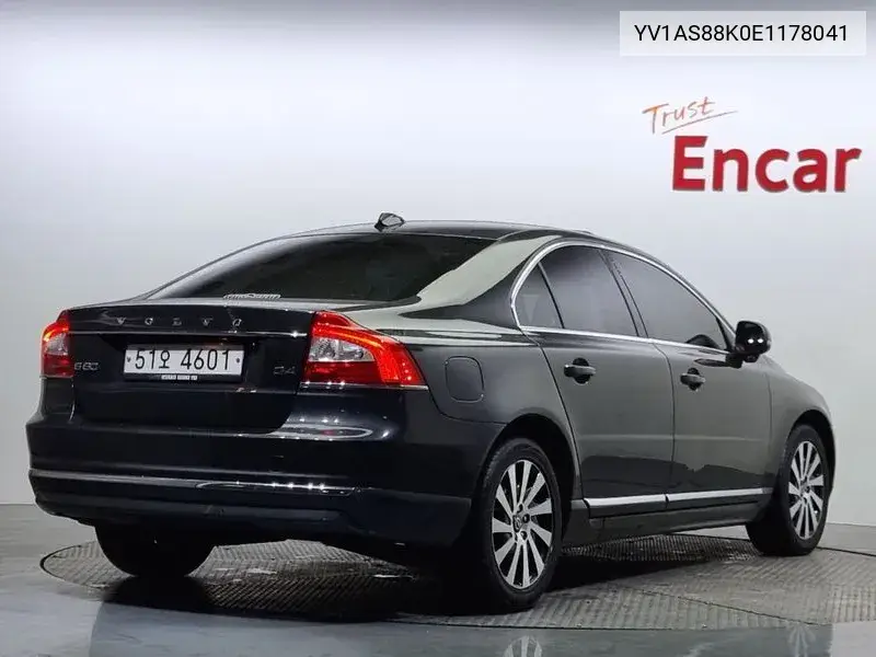 S80 D4 2Nd Generation VIN: YV1AS88K0E1178041 Lot: 39592112