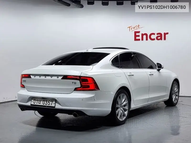 S90 T5 Momentum VIN: YV1PS102DH1006780 Lot: 39928147