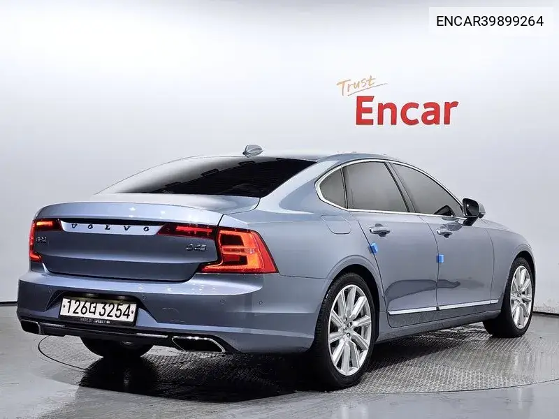 S90 D4 Inscription VIN: ENCAR39899264 Lot: 39899264