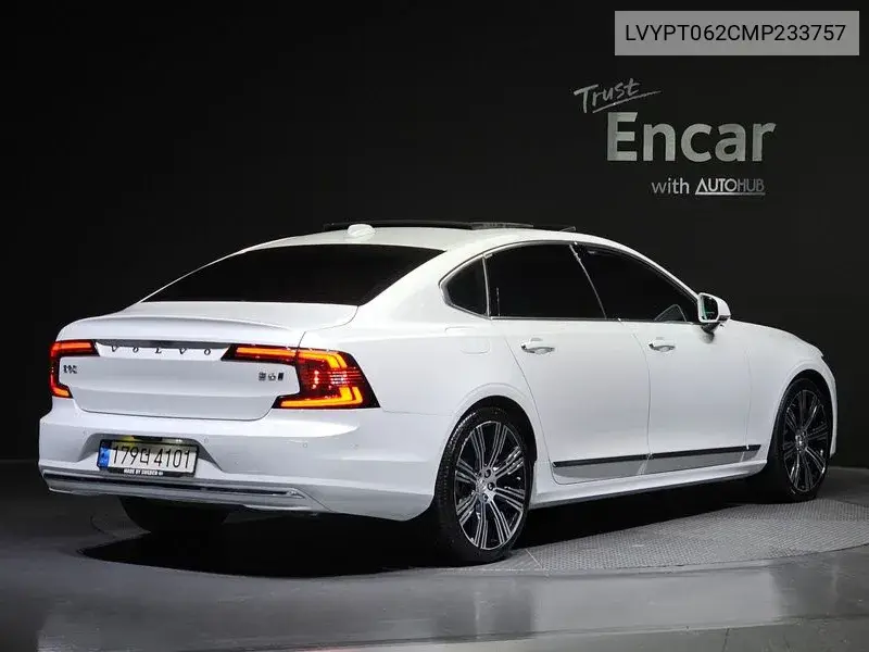 S90 B6 Awd Inscription VIN: LVYPT062CMP233757 Lot: 39936106
