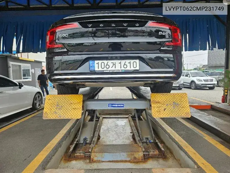S90 B6 Awd Inscription VIN: LVYPT062CMP231749 Lot: 39990695