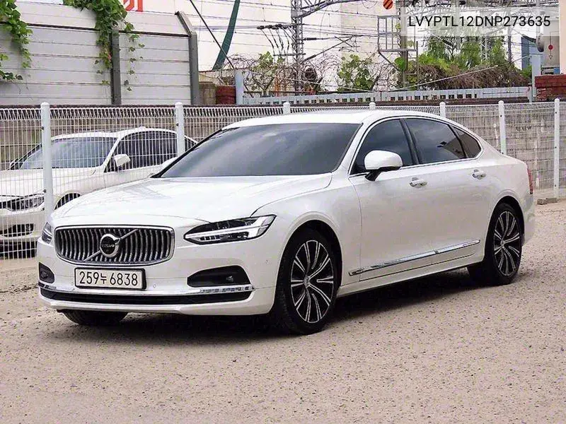 S90 B5 Inscription VIN: LVYPTL12DNP273635 Lot: 39953227