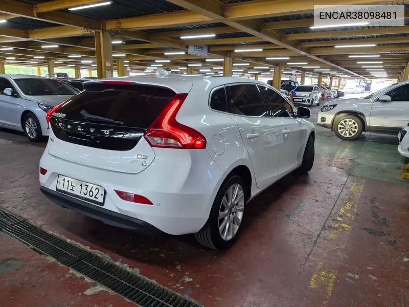 V40 D2 2Nd Generation VIN: ENCAR38098481 Lot: 38098481