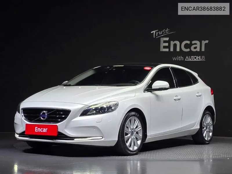 V40D22Nd Generation VIN: ENCAR38683882 Lot: 38683882