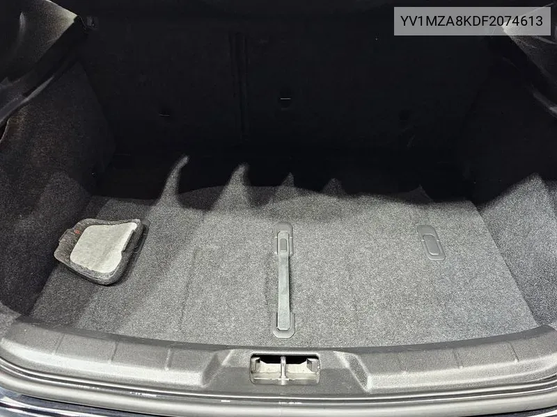 V40 Cross Country D4 VIN: YV1MZA8KDF2074613 Lot: 38718161