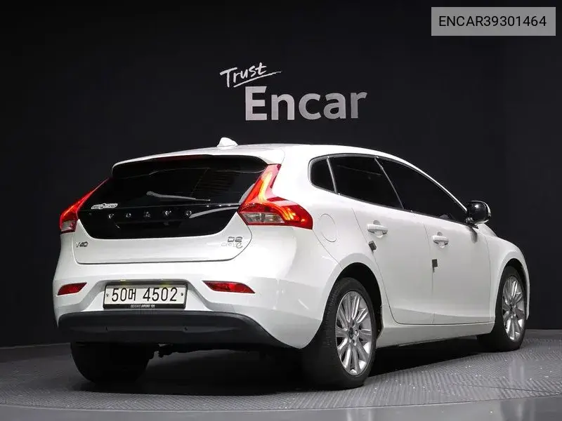 V40 D2 2Nd Generation VIN: ENCAR39301464 Lot: 39301464