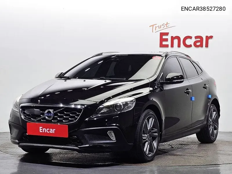 V40 Cross Country D4 VIN: ENCAR38527280 Lot: 38527280