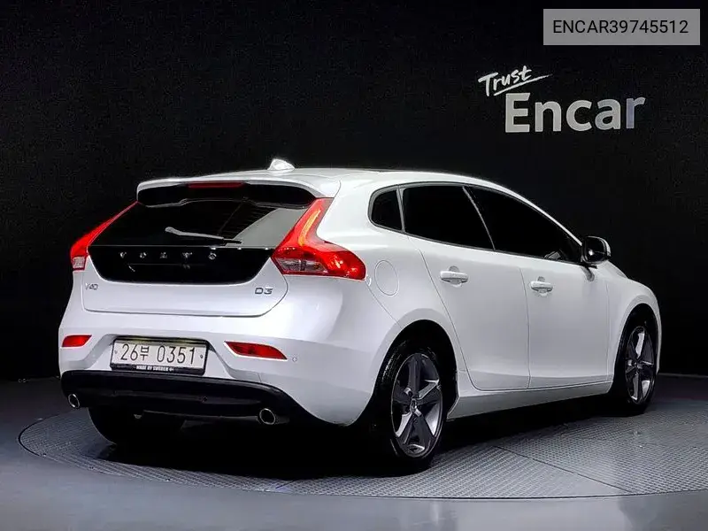 V40 D3 2Nd Generation VIN: ENCAR39745512 Lot: 39745512