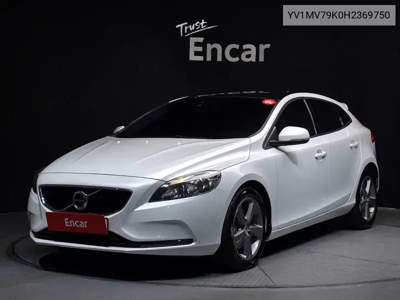V40 D3 2Nd Generation VIN: YV1MV79K0H2369750 Lot: 39075172