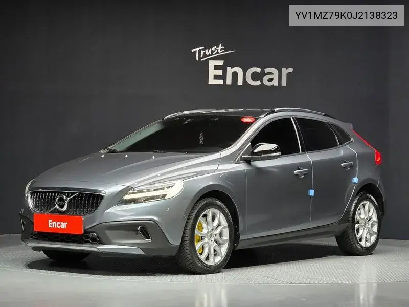 V40 Cross Country D3 VIN: YV1MZ79K0J2138323 Lot: 39112721