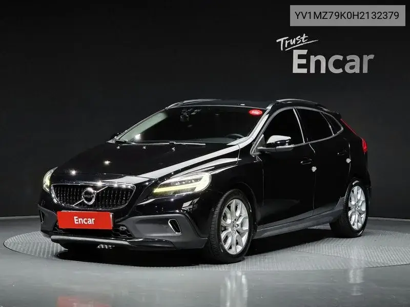 V40 Cross Country D3 VIN: YV1MZ79K0H2132379 Lot: 39878995