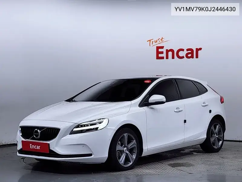 V40 D3 2Nd Generation VIN: YV1MV79K0J2446430 Lot: 40124327