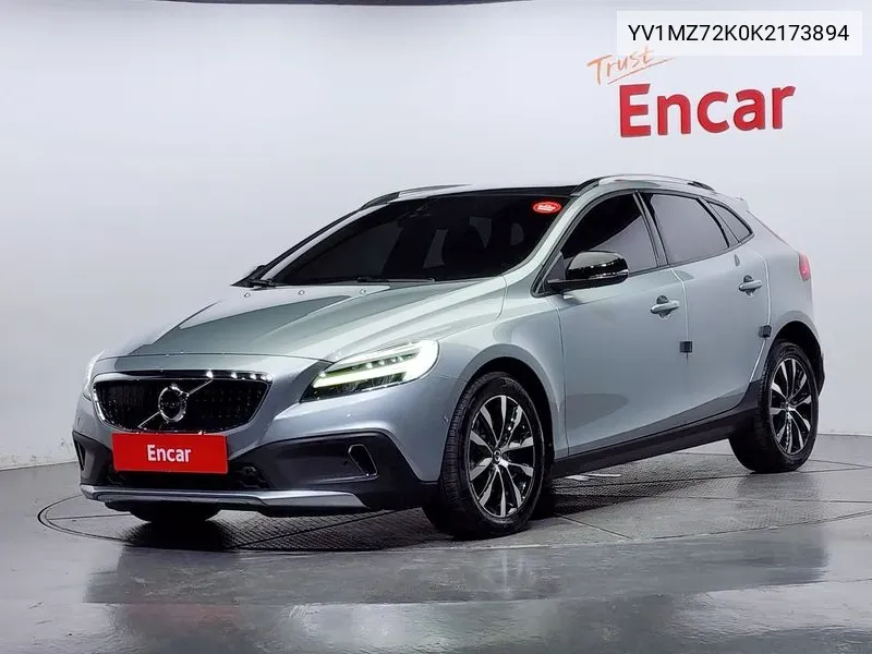 Volvo V40 Cross Country D3 VIN: YV1MZ72K0K2173894 Lot: 38086234