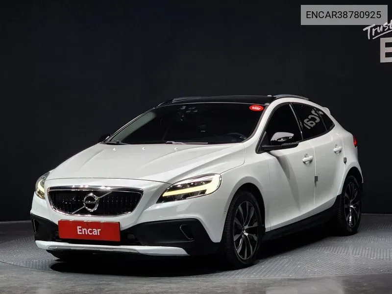 V40D32Nd Generation VIN: ENCAR38780925 Lot: 38780925