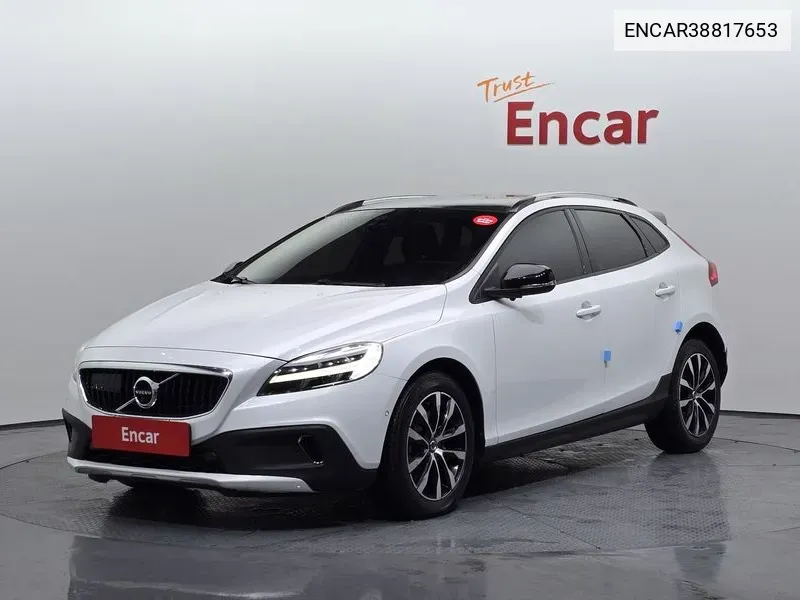 V40 Cross Country D3 VIN: ENCAR38817653 Lot: 38817653