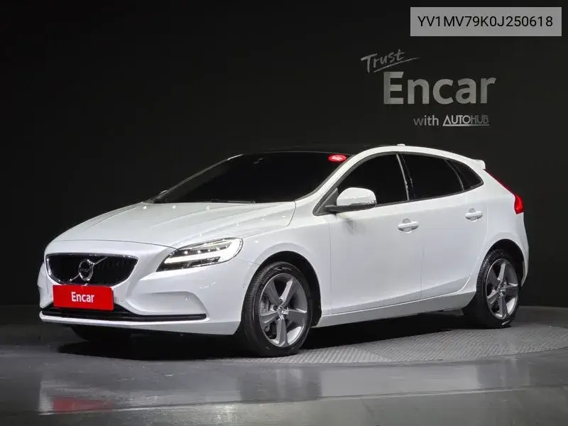 V40 D3 2Nd Generation VIN: YV1MV79K0J250618 Lot: 39053289