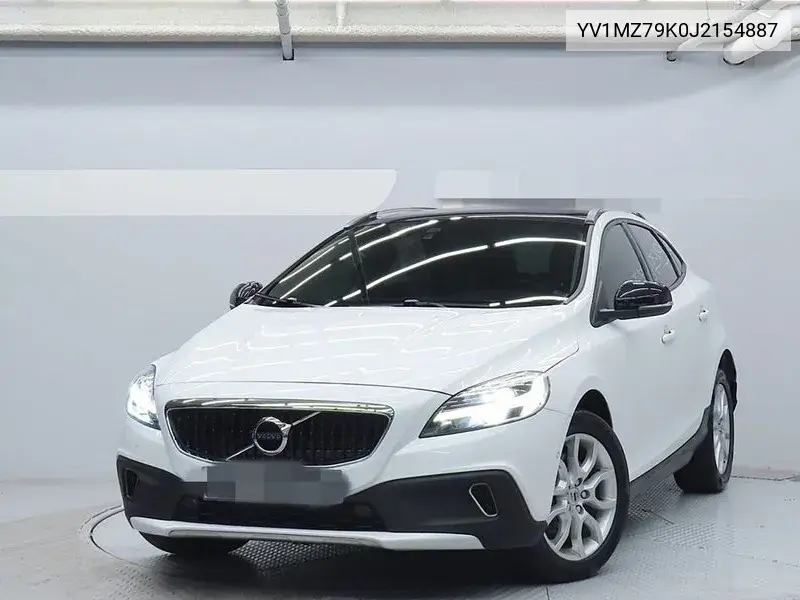 V40 D4 2Nd Generation VIN: YV1MZ79K0J2154887 Lot: 39432169