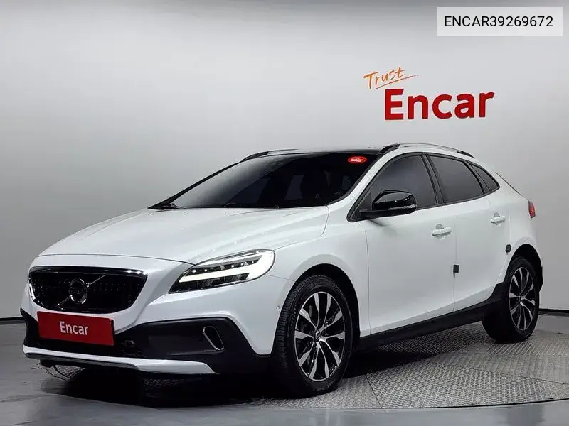 V40 Cross Country D3 VIN: ENCAR39269672 Lot: 39269672