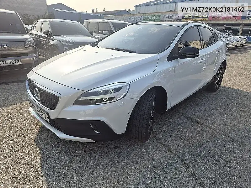 V40 Cross Country D3 VIN: YV1MZ72K0K2181462 Lot: 39767315
