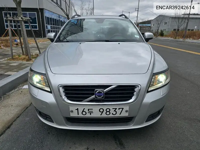 V50 2.4I 2Nd Generation VIN: ENCAR39242614 Lot: 39242614